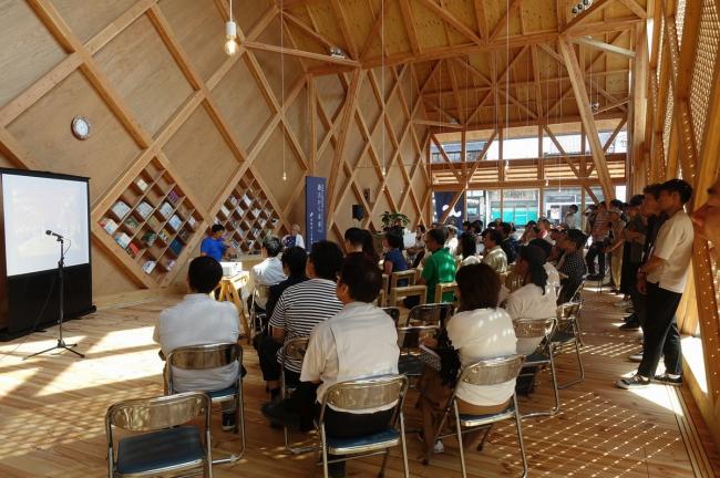 BIM建筑|持续屋脊如长龙卧野:日本富冈工商会 / 手塚贵晴建筑事务所 BIM建筑|持续屋脊如长龙卧野:日本富冈工商会 / 手塚贵晴建筑事务所