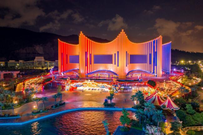 BIM建筑|珠海长隆剧院,呼应被台风摧毁的马戏团建筑 / Stufish Entertainment Architects BIM建筑|珠海长隆剧院,呼应被台风摧毁的马戏团建筑 / Stufish Entertainment Architects