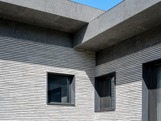 BIM建筑|天然礼序,朴素清幽:韩国麟蹄室第 / YKH Associates BIM建筑|天然礼序,朴素清幽:韩国麟蹄室第 / YKH Associates