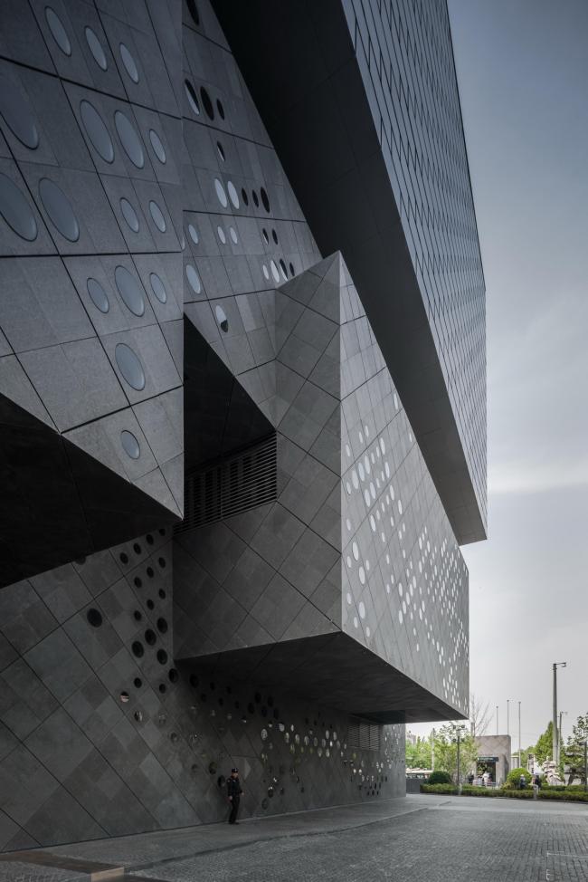 BIM建筑|摄影:北京嘉德艺术中间 / 杨斌 BIM建筑|摄影:北京嘉德艺术中间 / 杨斌