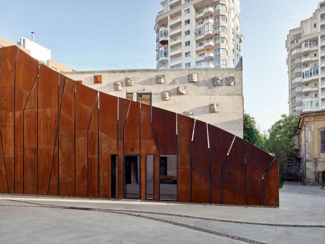 BIM建筑|保存远古感的建筑纪念碑:ARTCOR创意工坊 / Maxim Calujac BIM建筑|保存远古感的建筑纪念碑:ARTCOR创意工坊 / Maxim Calujac