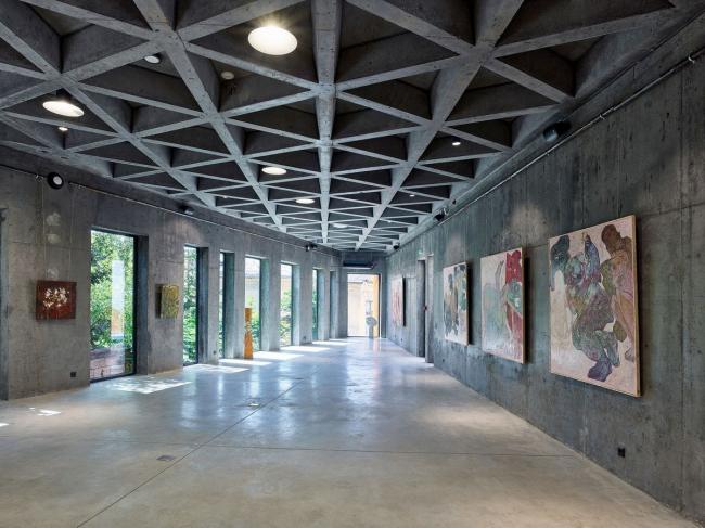 BIM建筑|保存远古感的建筑纪念碑:ARTCOR创意工坊 / Maxim Calujac BIM建筑|保存远古感的建筑纪念碑:ARTCOR创意工坊 / Maxim Calujac