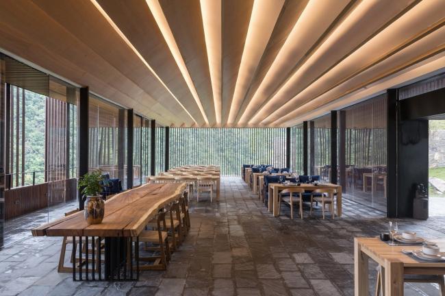 BIM建筑|山间餐厅与酒吧 / 休耕建筑 建筑鉴赏 第6张-BIM建筑网 BIM建筑|山间餐厅与酒吧 / 休耕建筑 建筑鉴赏 第6张
