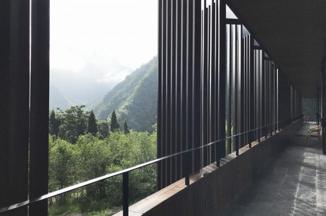 BIM建筑|山间餐厅与酒吧 / 休耕建筑 建筑鉴赏 第5张-BIM建筑网 BIM建筑|山间餐厅与酒吧 / 休耕建筑 建筑鉴赏 第5张