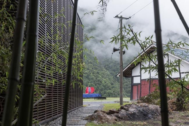 BIM建筑|山间餐厅与酒吧 / 休耕建筑 建筑鉴赏 第12张-BIM建筑网 BIM建筑|山间餐厅与酒吧 / 休耕建筑 建筑鉴赏 第12张