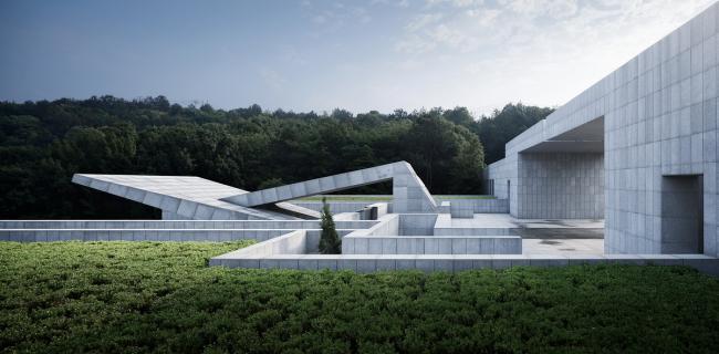 BIM建筑|性命的折枝 ——山河义士纪念馆建筑设计 / 浙江年夜学建筑设计研讨院 建筑鉴赏 第3张-BIM建筑网 BIM建筑|性命的折枝 ——山河义士纪念馆建筑设计 / 浙江年夜学建筑设计研讨院 建筑鉴赏 第3张