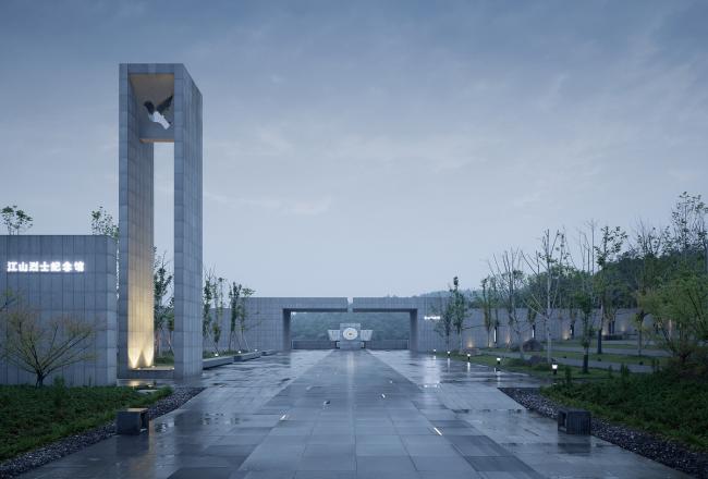 BIM建筑|性命的折枝 ——山河义士纪念馆建筑设计 / 浙江年夜学建筑设计研讨院 建筑鉴赏 第12张-BIM建筑网 BIM建筑|性命的折枝 ——山河义士纪念馆建筑设计 / 浙江年夜学建筑设计研讨院 建筑鉴赏 第12张