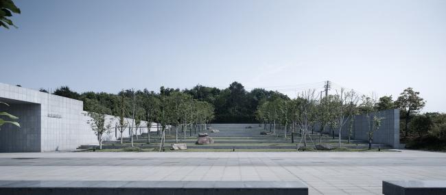 BIM建筑|性命的折枝 ——山河义士纪念馆建筑设计 / 浙江年夜学建筑设计研讨院 建筑鉴赏 第14张-BIM建筑网 BIM建筑|性命的折枝 ——山河义士纪念馆建筑设计 / 浙江年夜学建筑设计研讨院 建筑鉴赏 第14张