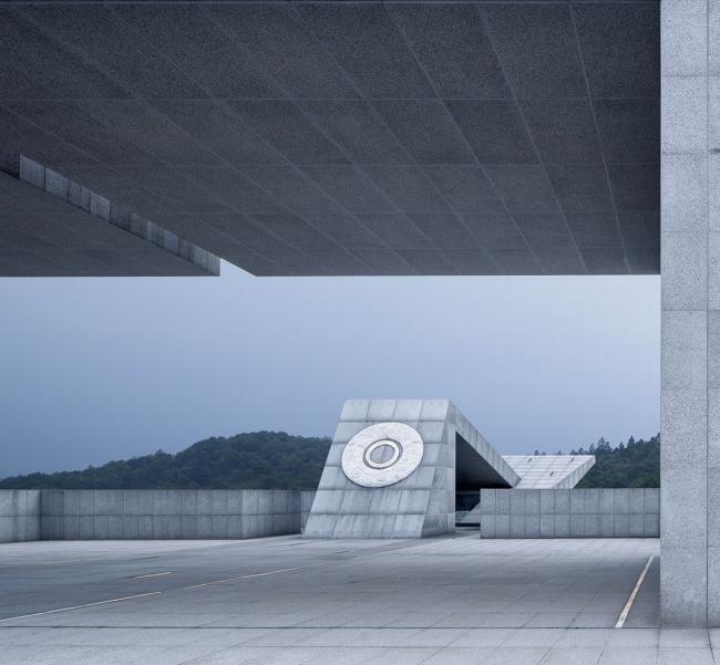 BIM建筑|性命的折枝 ——山河义士纪念馆建筑设计 / 浙江年夜学建筑设计研讨院 建筑鉴赏 第13张-BIM建筑网 BIM建筑|性命的折枝 ——山河义士纪念馆建筑设计 / 浙江年夜学建筑设计研讨院 建筑鉴赏 第13张