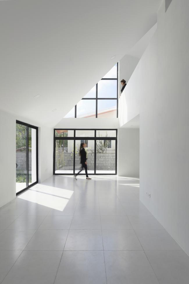 BIM建筑|村落聚落间的一抹白:纳特尔沐日别墅 / KA建筑工作室 建筑鉴赏 第15张-BIM建筑网 BIM建筑|村落聚落间的一抹白:纳特尔沐日别墅 / KA建筑工作室 建筑鉴赏 第15张