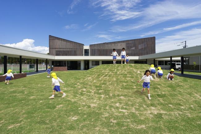 BIM建筑|以玩耍为主题的日本幼儿园——KO幼儿园 / 日比野设计+Kids Design Labo 建筑鉴赏 第1张-BIM建筑网 BIM建筑|以玩耍为主题的日本幼儿园——KO幼儿园 / 日比野设计+Kids Design Labo 建筑鉴赏 第1张