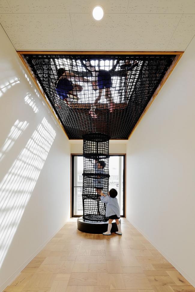 BIM建筑|以玩耍为主题的日本幼儿园——KO幼儿园 / 日比野设计+Kids Design Labo 建筑鉴赏 第3张-BIM建筑网 BIM建筑|以玩耍为主题的日本幼儿园——KO幼儿园 / 日比野设计+Kids Design Labo 建筑鉴赏 第3张