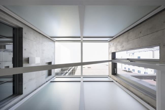 BIM建筑|在闹市冷巷中瞻仰天光:银座合租年夜楼 / SO&CO. 建筑鉴赏 第10张-BIM建筑网 BIM建筑|在闹市冷巷中瞻仰天光:银座合租年夜楼 / SO&CO. 建筑鉴赏 第10张