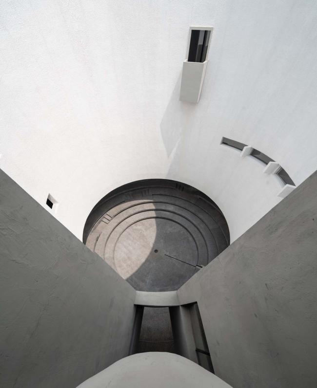 BIM建筑|安静而厚重,如同古老的海的传说:阿那亚艺术中间 / 如恩设计 建筑鉴赏 第12张-BIM建筑网 BIM建筑|安静而厚重,如同古老的海的传说:阿那亚艺术中间 / 如恩设计 建筑鉴赏 第12张