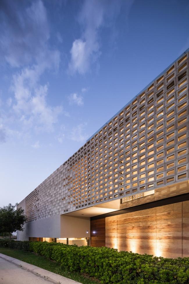 BIM建筑|轻奢而优雅,透着地盘的天然气味:RSV 室第 / Arkylab 建筑鉴赏 第18张-BIM建筑网 BIM建筑|轻奢而优雅,透着地盘的天然气味:RSV 室第 / Arkylab 建筑鉴赏 第18张