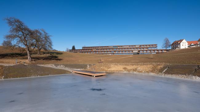 BIM建筑|错落于丘陵原野之上的疗养中间 / Dietger Wissounig Architekten 建筑鉴赏 第25张-BIM建筑网 BIM建筑|错落于丘陵原野之上的疗养中间 / Dietger Wissounig Architekten 建筑鉴赏 第25张