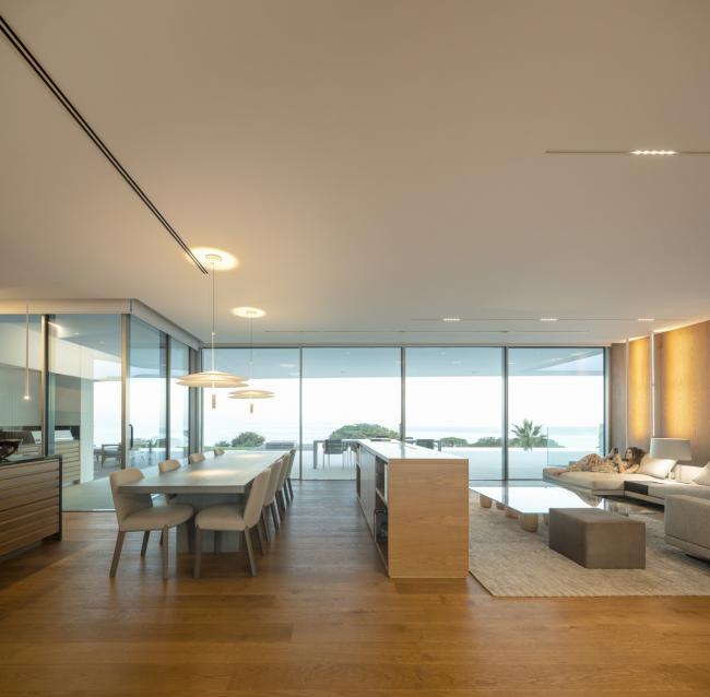 BIM建筑|一缕来自豪海的光:LuxMare 私宅 / Mário Martins Atelier 建筑鉴赏 第27张-BIM建筑网 BIM建筑|一缕来自豪海的光:LuxMare 私宅 / Mário Martins Atelier 建筑鉴赏 第27张