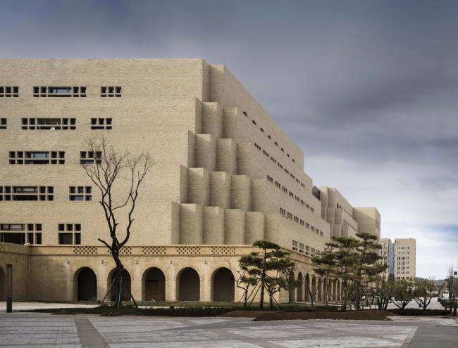BIM建筑|延安年夜学新校区计划设计 / 清华年夜学建筑设计研讨院 建筑鉴赏 第1张-BIM建筑网 BIM建筑|延安年夜学新校区计划设计 / 清华年夜学建筑设计研讨院 建筑鉴赏 第1张