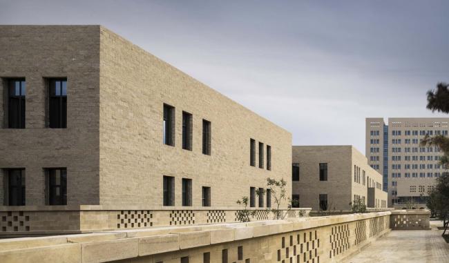 BIM建筑|延安年夜学新校区计划设计 / 清华年夜学建筑设计研讨院 建筑鉴赏 第12张-BIM建筑网 BIM建筑|延安年夜学新校区计划设计 / 清华年夜学建筑设计研讨院 建筑鉴赏 第12张
