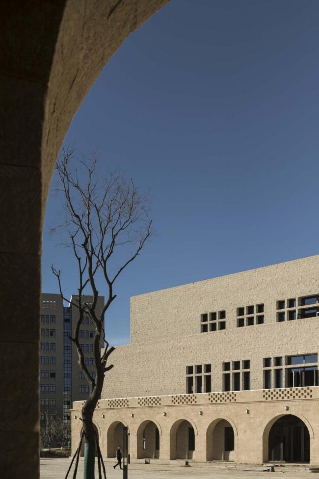 BIM建筑|延安年夜学新校区计划设计 / 清华年夜学建筑设计研讨院 建筑鉴赏 第19张-BIM建筑网 BIM建筑|延安年夜学新校区计划设计 / 清华年夜学建筑设计研讨院 建筑鉴赏 第19张
