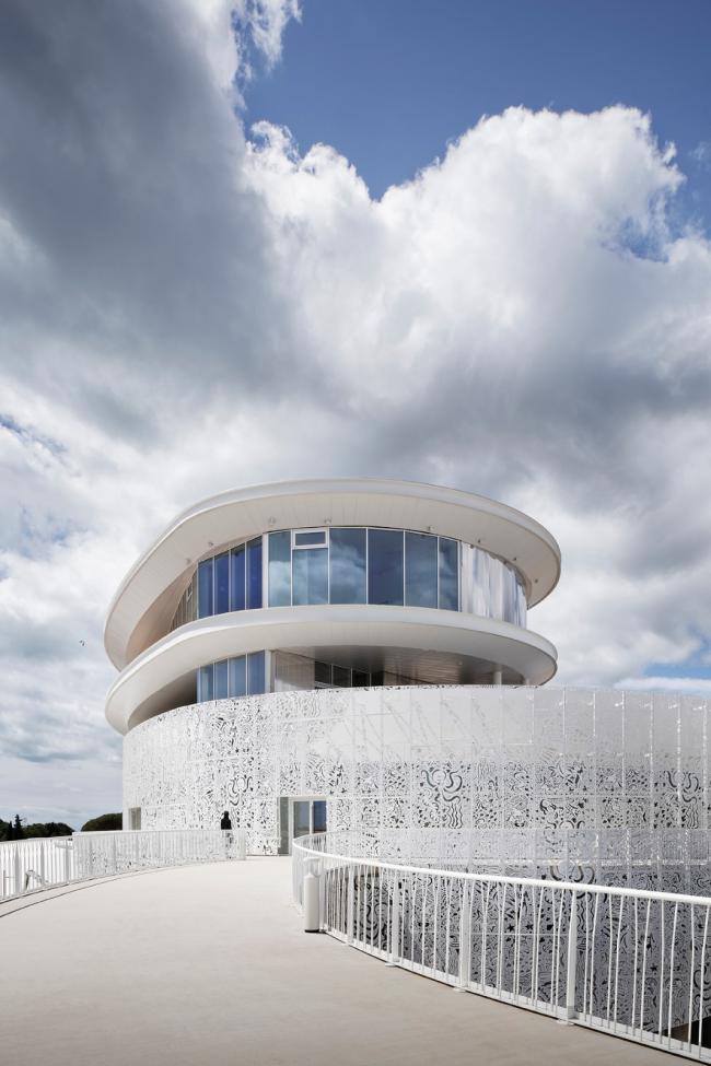BIM建筑|海洋与陆地之间的白色珍珠:阿格德角博彩与展览中间 / A+Architecture 建筑鉴赏 第8张-BIM建筑网 BIM建筑|海洋与陆地之间的白色珍珠:阿格德角博彩与展览中间 / A+Architecture 建筑鉴赏 第8张