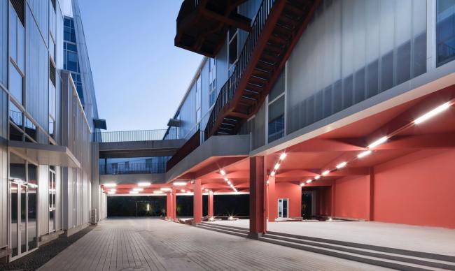 BIM建筑|游园“山舍”,江干工场——今世财产建筑的差别化实践 / gad · line+ studio 建筑鉴赏 第12张-BIM建筑网 BIM建筑|游园“山舍”,江干工场——今世财产建筑的差别化实践 / gad · line+ studio 建筑鉴赏 第12张