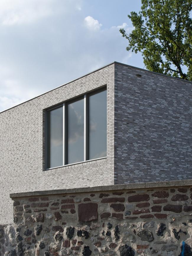 BIM建筑|新旧之间,一场朴实而暖和的对话:Luthers Sterbehaus 博物馆 / VON M 建筑鉴赏 第3张-BIM建筑网 BIM建筑|新旧之间,一场朴实而暖和的对话:Luthers Sterbehaus 博物馆 / VON M 建筑鉴赏 第3张