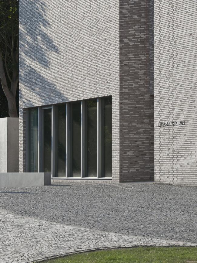BIM建筑|新旧之间,一场朴实而暖和的对话:Luthers Sterbehaus 博物馆 / VON M 建筑鉴赏 第4张-BIM建筑网 BIM建筑|新旧之间,一场朴实而暖和的对话:Luthers Sterbehaus 博物馆 / VON M 建筑鉴赏 第4张