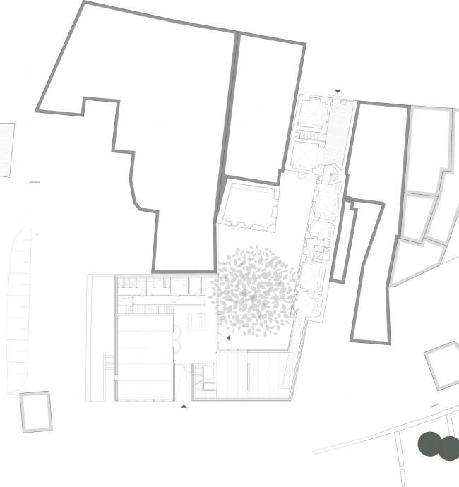 BIM建筑|新旧之间,一场朴实而暖和的对话:Luthers Sterbehaus 博物馆 / VON M 建筑鉴赏 第5张-BIM建筑网 BIM建筑|新旧之间,一场朴实而暖和的对话:Luthers Sterbehaus 博物馆 / VON M 建筑鉴赏 第5张