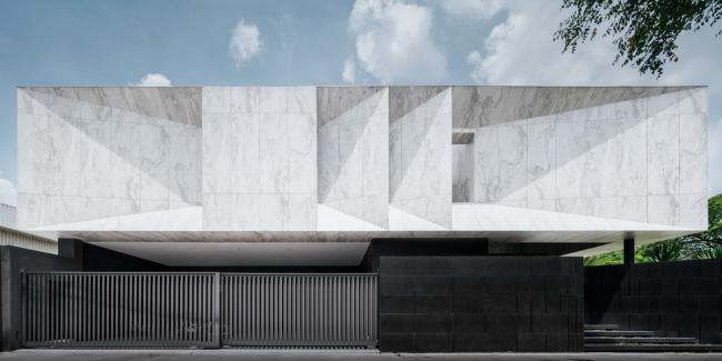 BIM建筑|轻巧悬浮的年夜理石之家 / Openbox Architects 建筑鉴赏 第5张-BIM建筑网 BIM建筑|轻巧悬浮的年夜理石之家 / Openbox Architects 建筑鉴赏 第5张