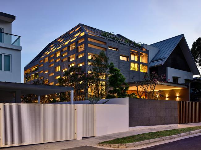 BIM建筑|混凝土日光室第,展示梁柱构造之美 / HYLA Architects-BIM建筑网