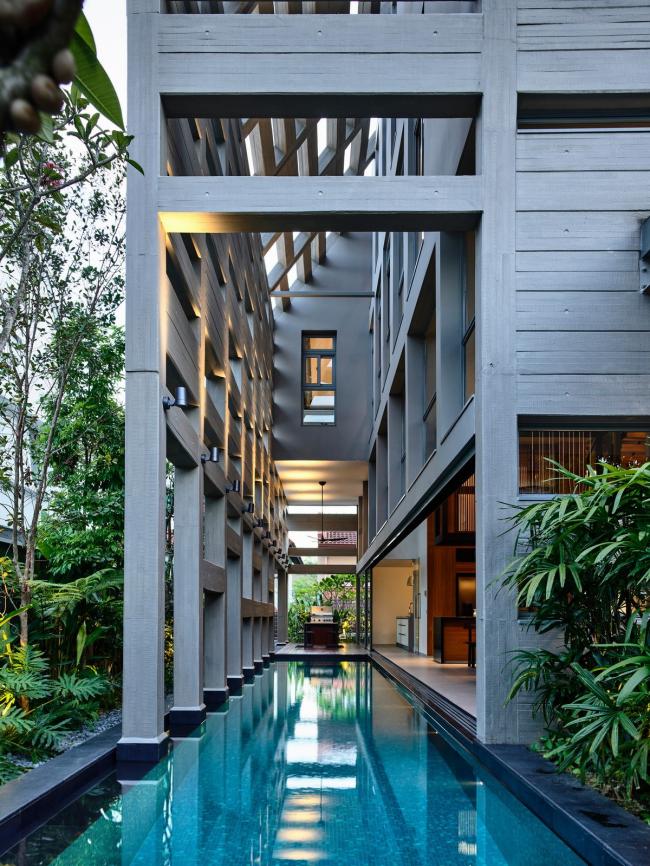 BIM建筑|混凝土日光室第,展示梁柱构造之美 / HYLA Architects 建筑鉴赏 第4张-BIM建筑网 BIM建筑|混凝土日光室第,展示梁柱构造之美 / HYLA Architects 建筑鉴赏 第4张