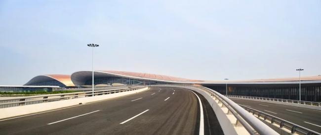 BIM建筑|北京年夜兴国际机场 / 扎哈·哈迪德建筑事务所 建筑鉴赏 第4张-BIM建筑网 BIM建筑|北京年夜兴国际机场 / 扎哈·哈迪德建筑事务所 建筑鉴赏 第4张
