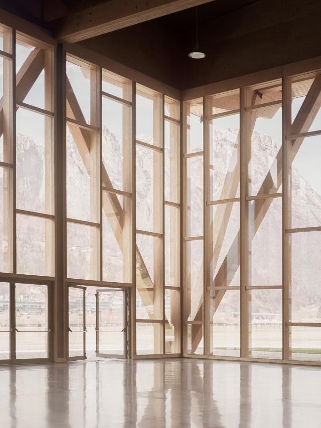 BIM建筑|连绵波折,消隐于阿尔卑斯山谷地:阿戈多会议展览中间 / Studio Botter + Studio Bressan 建筑鉴赏 第8张-BIM建筑网 BIM建筑|连绵波折,消隐于阿尔卑斯山谷地:阿戈多会议展览中间 / Studio Botter + Studio Bressan 建筑鉴赏 第8张