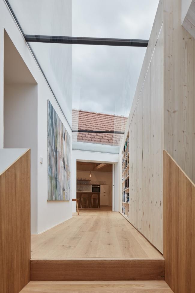 BIM建筑|富于童趣的白色小房子:布拉格度假屋 / Atelier 111 Architekti BIM建筑|富于童趣的白色小房子:布拉格度假屋 / Atelier 111 Architekti