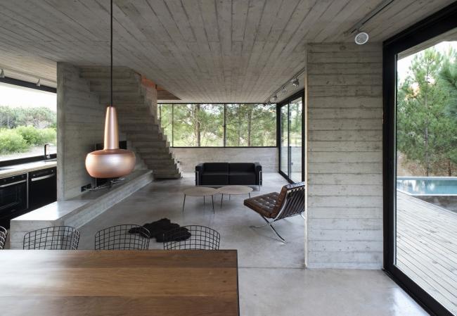 BIM建筑|光影婆娑,如木石般朴实的林间住宅 / Luciano Kruk BIM建筑|光影婆娑,如木石般朴实的林间住宅 / Luciano Kruk