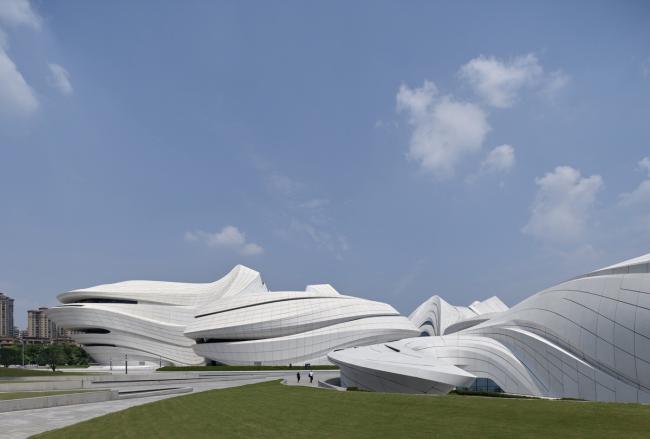 BIM建筑|长沙梅溪湖国际文化艺术中心 / 扎哈·哈迪德建筑事务所 BIM建筑|长沙梅溪湖国际文化艺术中心 / 扎哈·哈迪德建筑事务所