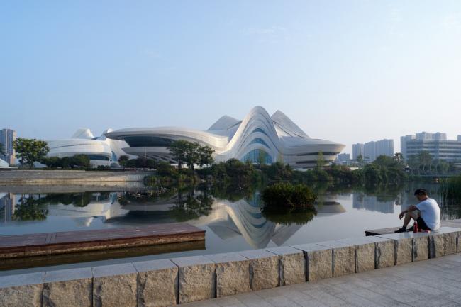 BIM建筑|长沙梅溪湖国际文化艺术中心 / 扎哈·哈迪德建筑事务所 BIM建筑|长沙梅溪湖国际文化艺术中心 / 扎哈·哈迪德建筑事务所