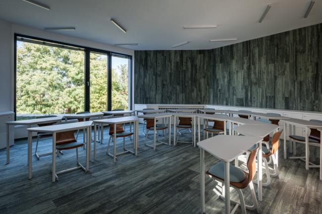 BIM建筑|植入森林——德布勒森国际学校 / BORD建筑工作室 BIM建筑|植入森林——德布勒森国际学校 / BORD建筑工作室