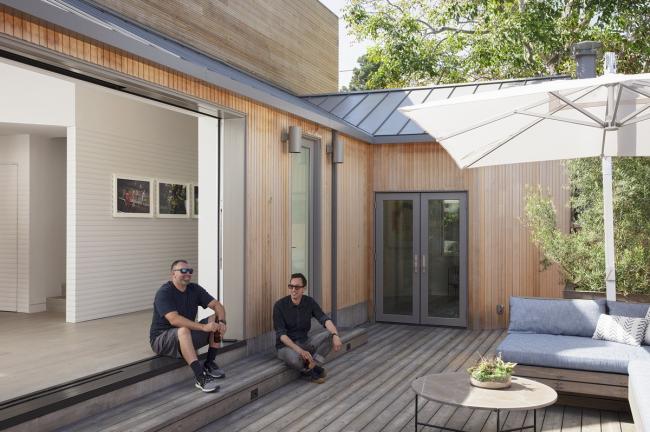 BIM建筑|跳脱的不规则几何形状:洛杉矶海滩避暑住宅 / Blue Truck Studio BIM建筑|跳脱的不规则几何形状:洛杉矶海滩避暑住宅 / Blue Truck Studio
