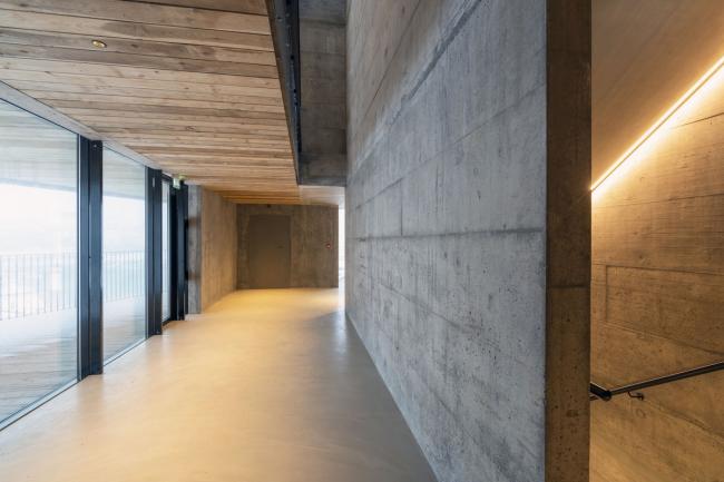 BIM建筑|守护峡湾的巨石:冰岛东博尔加峡湾游客中心 / Andersen & Sigurdsson Architects BIM建筑|守护峡湾的巨石:冰岛东博尔加峡湾游客中心 / Andersen & Sigurdsson Architects