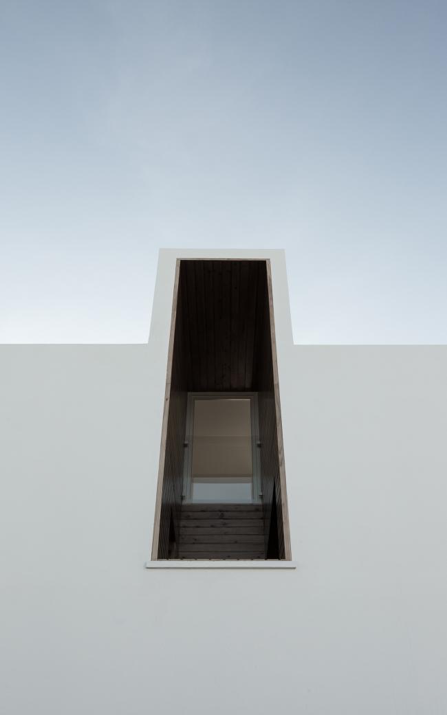 BIM建筑|于现实的包围中仰望天空:葡萄牙 NVC 住宅 / Salworks BIM建筑|于现实的包围中仰望天空:葡萄牙 NVC 住宅 / Salworks
