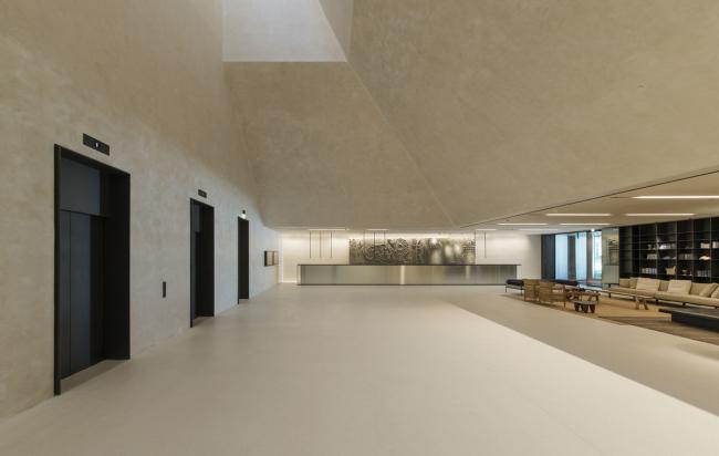 BIM建筑|曲折叠退,纵享海天一色:罗维尼公园大酒店 / 3LHD BIM建筑|曲折叠退,纵享海天一色:罗维尼公园大酒店 / 3LHD
