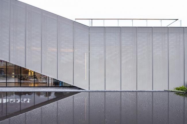 BIM建筑|曲折绵延,轻盈流动:重庆悦来社区中心 / NAN Architects BIM建筑|曲折绵延,轻盈流动:重庆悦来社区中心 / NAN Architects
