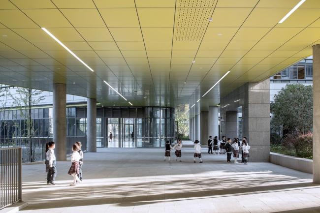 BIM建筑|漂浮的立体校园——浙江大学教育学院附属中学 / 浙江大学建筑设计研究院有限公司 BIM建筑|漂浮的立体校园——浙江大学教育学院附属中学 / 浙江大学建筑设计研究院有限公司