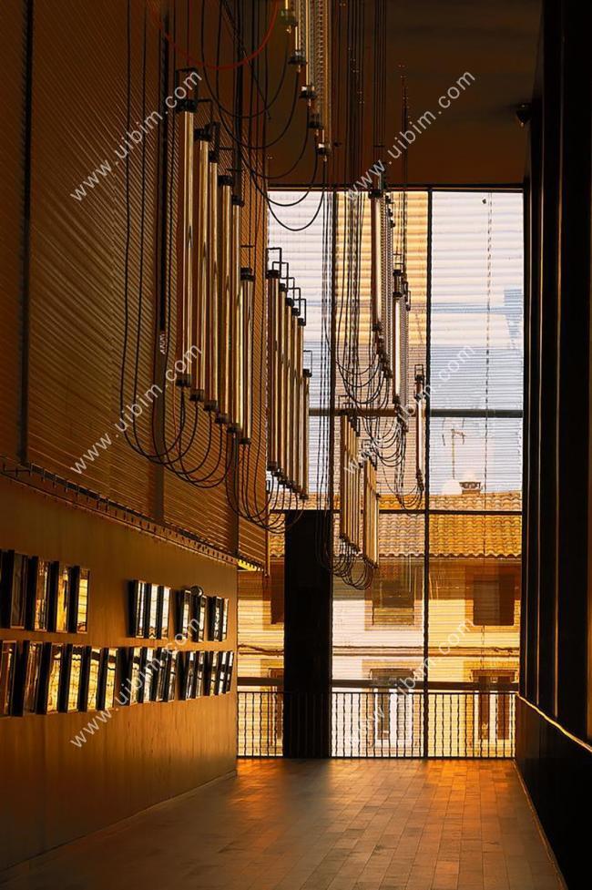 BIM建筑|轻遮于空中巨幕之下:阿尔比大剧院 / Dominique Perrault Architecture BIM建筑|轻遮于空中巨幕之下:阿尔比大剧院 / Dominique Perrault Architecture