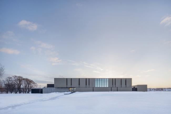 BIM建筑|圣劳伦斯河畔的温泉中心 / LEMAYMICHAUD Architecture Design BIM建筑|圣劳伦斯河畔的温泉中心 / LEMAYMICHAUD Architecture Design
