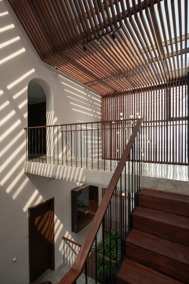 BIM建筑|拱窗围廊下营造室内庭院:越南 AD8 别墅 / Nemo Studio BIM建筑|拱窗围廊下营造室内庭院:越南 AD8 别墅 / Nemo Studio