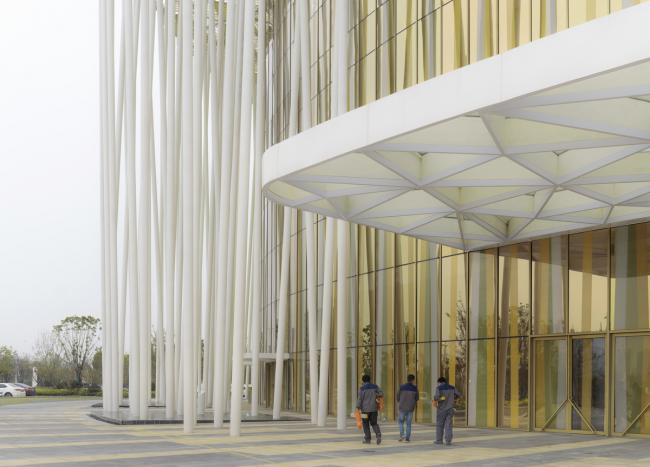 BIM建筑|“竹林”漫步:无锡太湖剧院 / SCA | Steven Chilton Architects BIM建筑|“竹林”漫步:无锡太湖剧院 / SCA | Steven Chilton Architects