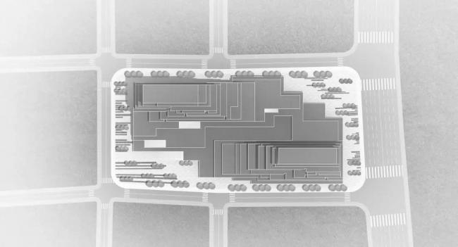 BIM建筑|国际金融生态城方案:横亘于CBD的精英孵化器 / LAD(里德)设计机构 BIM建筑|国际金融生态城方案:横亘于CBD的精英孵化器 / LAD(里德)设计机构